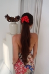 gumka do włosów czerwona Scrunchie Medium Strawberry Red – fryzura kucyk