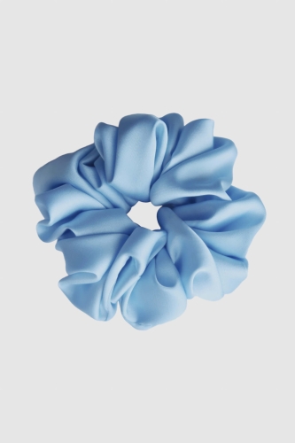 gumka do włosów niebieska Scrunchie Medium Baby Blue