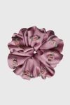 Scrunchie Maxi gumka do włosów różowa z różyczkami 3D – Sugar Rose