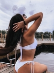 wiązany top bikini biały Alexis letnia – stylizacja boho