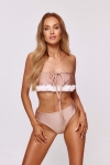 Beżowy komplet bikini – odwrócony top z kwiatami pod biustem